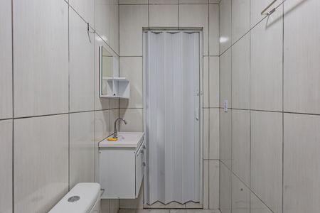 Casa para alugar com 40m², 1 quarto e sem vaga Casa para alugar com 40m², 1 quarto e sem vagaBanheiro