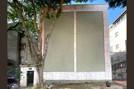 Apartamento à venda com 80m², 3 quartos e 1 vaga Apartamento à venda com 80m², 3 quartos e 1 vagaFachada