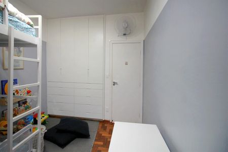 Apartamento à venda com 80m², 3 quartos e 1 vagaQuarto 2