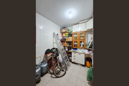 Casa à venda com 275m², 3 quartos e 4 vagas Casa à venda com 275m², 3 quartos e 4 vagasQuarto de Serviço