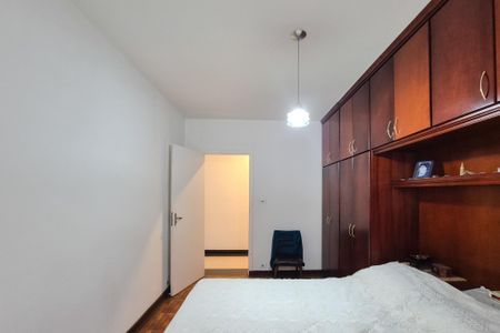 Casa à venda com 275m², 3 quartos e 4 vagas Casa à venda com 275m², 3 quartos e 4 vagasSuíte