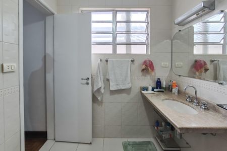 Casa à venda com 275m², 3 quartos e 4 vagas Casa à venda com 275m², 3 quartos e 4 vagasBanheiro da Suíte