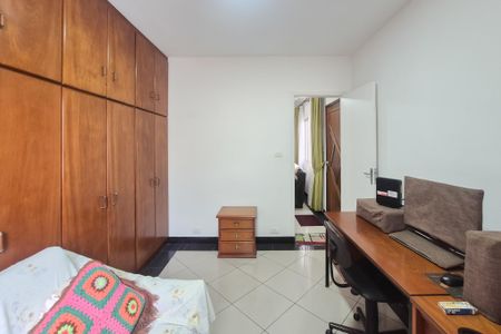 Casa à venda com 275m², 3 quartos e 4 vagas Casa à venda com 275m², 3 quartos e 4 vagasQuarto 1