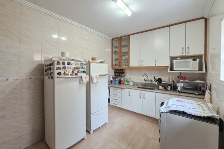 Casa à venda com 275m², 3 quartos e 4 vagas Casa à venda com 275m², 3 quartos e 4 vagasCozinha