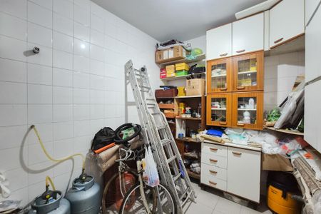 Casa à venda com 275m², 3 quartos e 4 vagas Casa à venda com 275m², 3 quartos e 4 vagasQuarto de Serviço