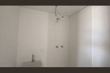 Banheiro  de apartamento à venda com 1 quarto, 33m² em Vila Nair, São Paulo