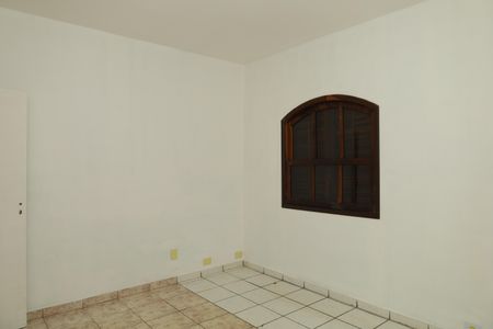 Casa para alugar com 137m², 2 quartos e 1 vagaQuarto 1