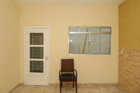 Sala de casa para alugar com 2 quartos, 137m² em Vila Jacuí, São Paulo