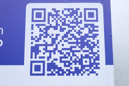 Casa para alugar com 137m², 2 quartos e 1 vagaPlaca instalada no portão do imóvel - Código da placa: YIXW-1742