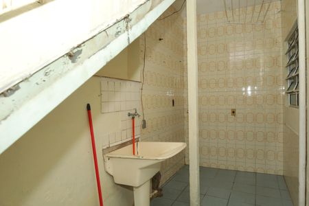 Casa para alugar com 137m², 2 quartos e 1 vagaÁrea de Serviço