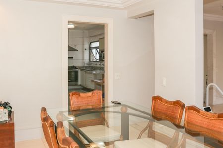 Apartamento à venda com 183m², 4 quartos e 3 vagasSala
