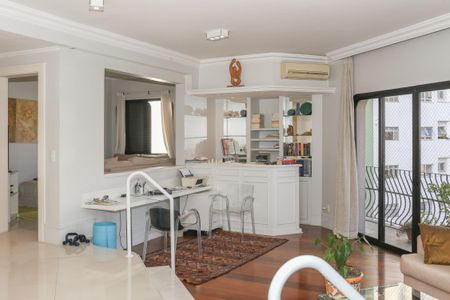 Sala de apartamento à venda com 3 quartos, 183m² em Perdizes, São Paulo