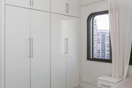 Apartamento à venda com 183m², 4 quartos e 3 vagasSuíte 2