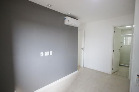 Quarto Suíte de apartamento para alugar com 2 quartos, 72m² em Jacarepaguá, Rio de Janeiro