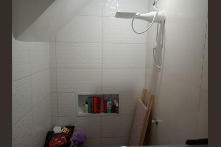 Banheiro de casa à venda com 3 quartos, 150m² em Vila Tolstoi, São Paulo