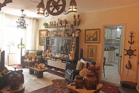 Apartamento para alugar com 150m², 3 quartos e 1 vaga Apartamento para alugar com 150m², 3 quartos e 1 vagaSala