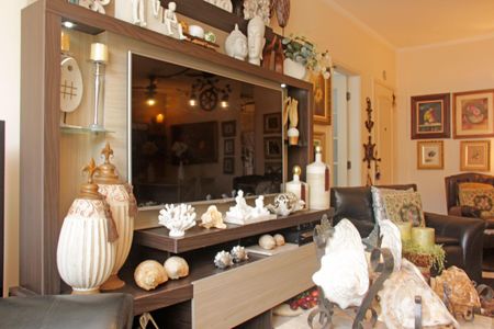 Apartamento para alugar com 150m², 3 quartos e 1 vaga Apartamento para alugar com 150m², 3 quartos e 1 vagaSala