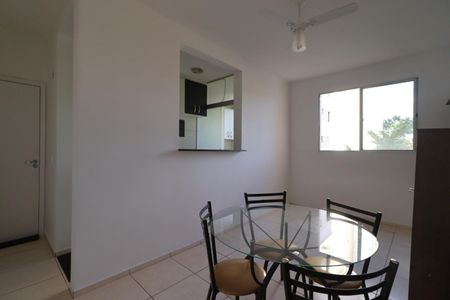 Sala de apartamento para alugar com 2 quartos, 45m² em (l-10), Ribeirão Preto