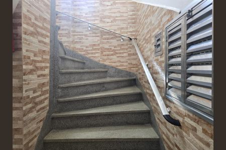 Apartamento à venda com 60m², 2 quartos e 1 vagaEscadas 