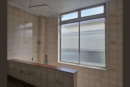 Apartamento à venda com 60m², 2 quartos e 1 vagaCozinha e Área de Serviço