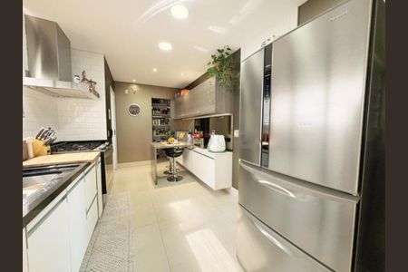 Apartamento à venda com 260m², 3 quartos e 4 vagasFoto 34
