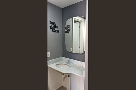 Banheiro de apartamento à venda com 2 quartos, 53m² em Inhaúma, Rio de Janeiro