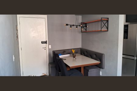 Sala de apartamento à venda com 2 quartos, 53m² em Inhaúma, Rio de Janeiro