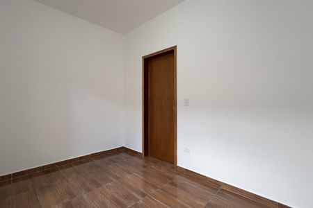 Quarto de casa para alugar com 1 quarto, 60m² em Taboão, Guarulhos