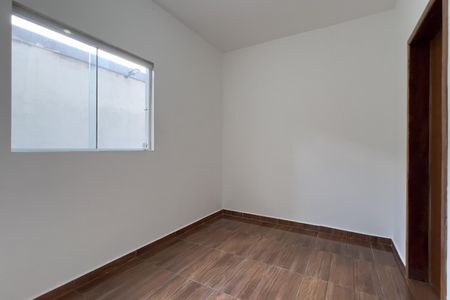 Quarto de casa para alugar com 1 quarto, 60m² em Taboão, Guarulhos