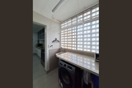 Apartamento à venda com 97m², 3 quartos e 1 vagaÁrea de Serviço