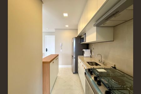 Apartamento à venda com 95m², 2 quartos e 1 vaga Apartamento à venda com 95m², 2 quartos e 1 vagaCozinha