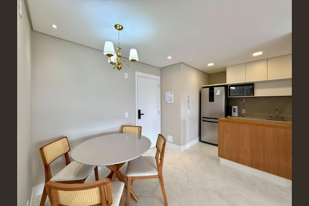 Sala de apartamento à venda com 2 quartos, 95m² em Alto Boa Vista , São Paulo