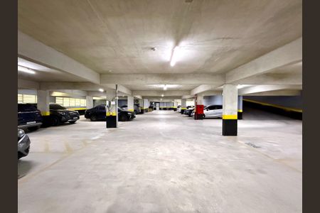 Apartamento à venda com 95m², 2 quartos e 1 vaga Apartamento à venda com 95m², 2 quartos e 1 vagaGaragem