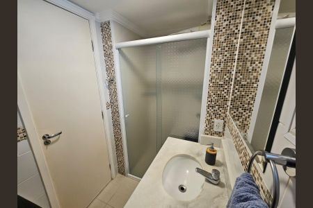 Banheiro de apartamento à venda com 2 quartos, 68m² em Vila Industrial (Campinas), Campinas