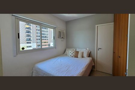 Apartamento à venda com 140m², 3 quartos e 2 vagasQuarto