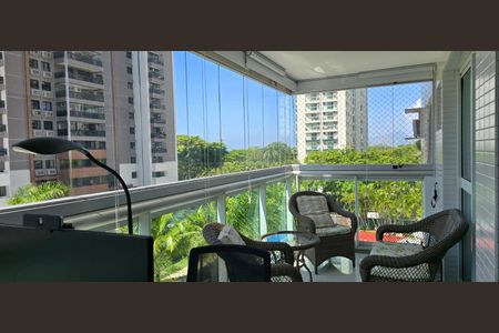 Apartamento à venda com 140m², 3 quartos e 2 vagasVaranda