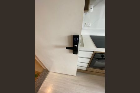 Studio para alugar com 28m², 1 quarto e sem vagaFechadura eletrônica 