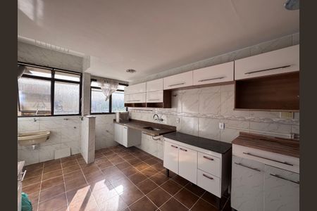 Apartamento para alugar com 108m², 2 quartos e 1 vaga Apartamento para alugar com 108m², 2 quartos e 1 vagaCozinha e Área de Serviço