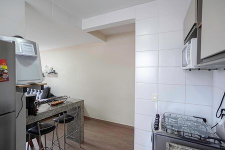 Apartamento à venda com 50m², 2 quartos e 2 vagas Apartamento à venda com 50m², 2 quartos e 2 vagasCozinha e Área de Serviço