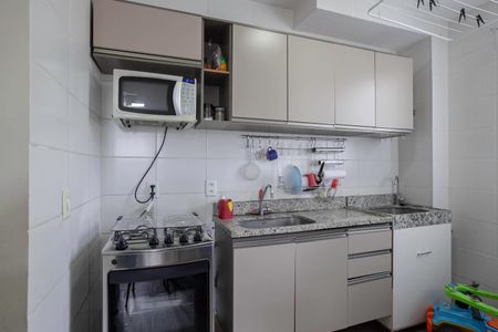Apartamento à venda com 50m², 2 quartos e 2 vagas Apartamento à venda com 50m², 2 quartos e 2 vagasCozinha e Área de Serviço