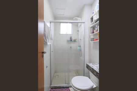 Apartamento à venda com 50m², 2 quartos e 2 vagas Apartamento à venda com 50m², 2 quartos e 2 vagasBanheiro social