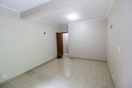 Casa para alugar com 184m², 2 quartos e 2 vagasQuarto 1