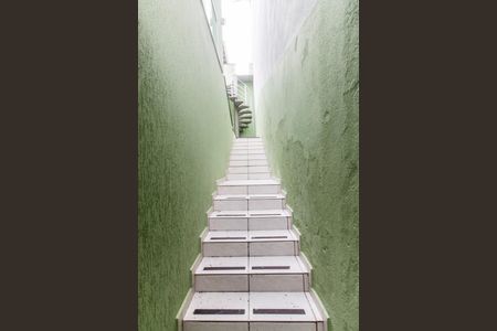 Casa para alugar com 184m², 2 quartos e 2 vagasEntrada