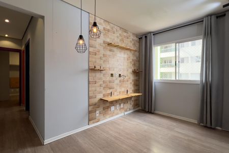 Sala de apartamento para alugar com 2 quartos, 44m² em Jardim Las Vegas, Guarulhos