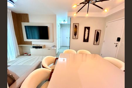 Apartamento à venda com 69m², 2 quartos e 1 vagaSala