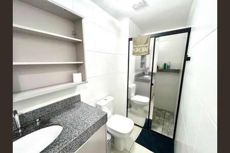 Apartamento à venda com 69m², 2 quartos e 1 vagaBanheiro da Suíte