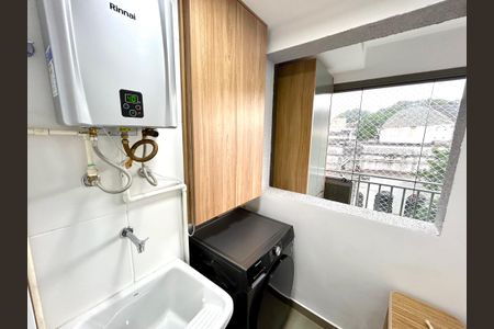 Apartamento à venda com 69m², 2 quartos e 1 vagaÁrea de Serviço