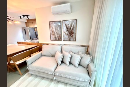 Sala de apartamento à venda com 2 quartos, 69m² em Vila Rosalia, Guarulhos