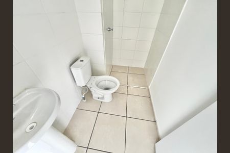 Apartamento para alugar com 37m², 2 quartos e sem vaga Apartamento para alugar com 37m², 2 quartos e sem vagaBanheiro