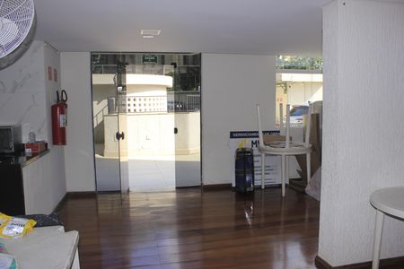 Apartamento à venda com 65m², 2 quartos e 1 vagaÁrea comum 